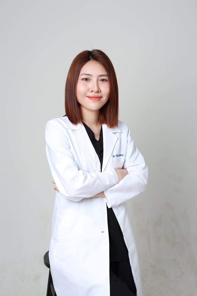 Bác sĩ Lê Huyền